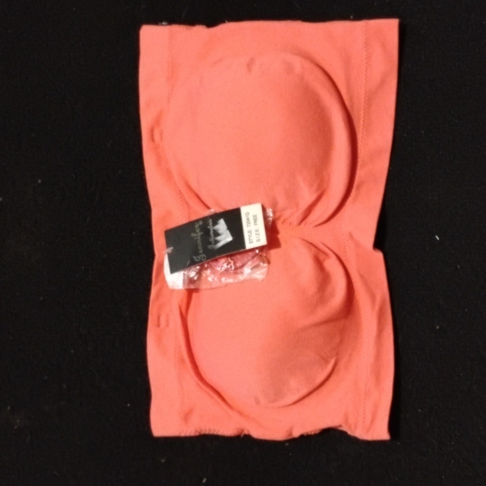 NWT Jennifer Intimates Bandeau Bralette